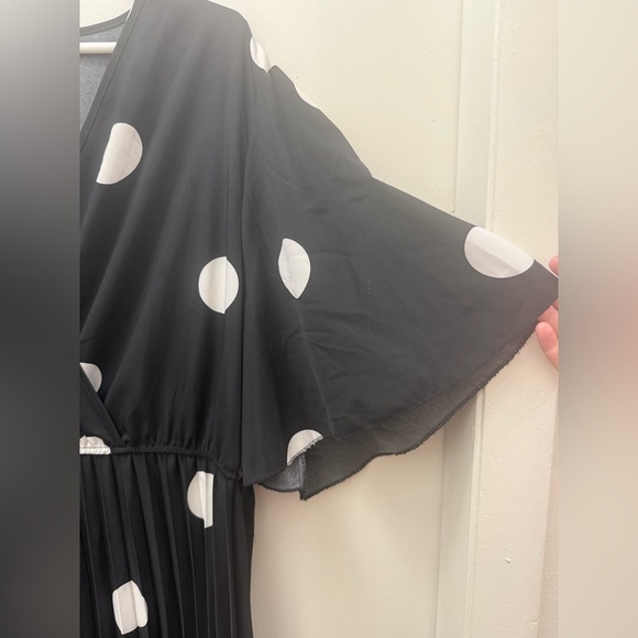 SHEIN Black and White Polka Dot Midi Dress - Picture 2 of 4